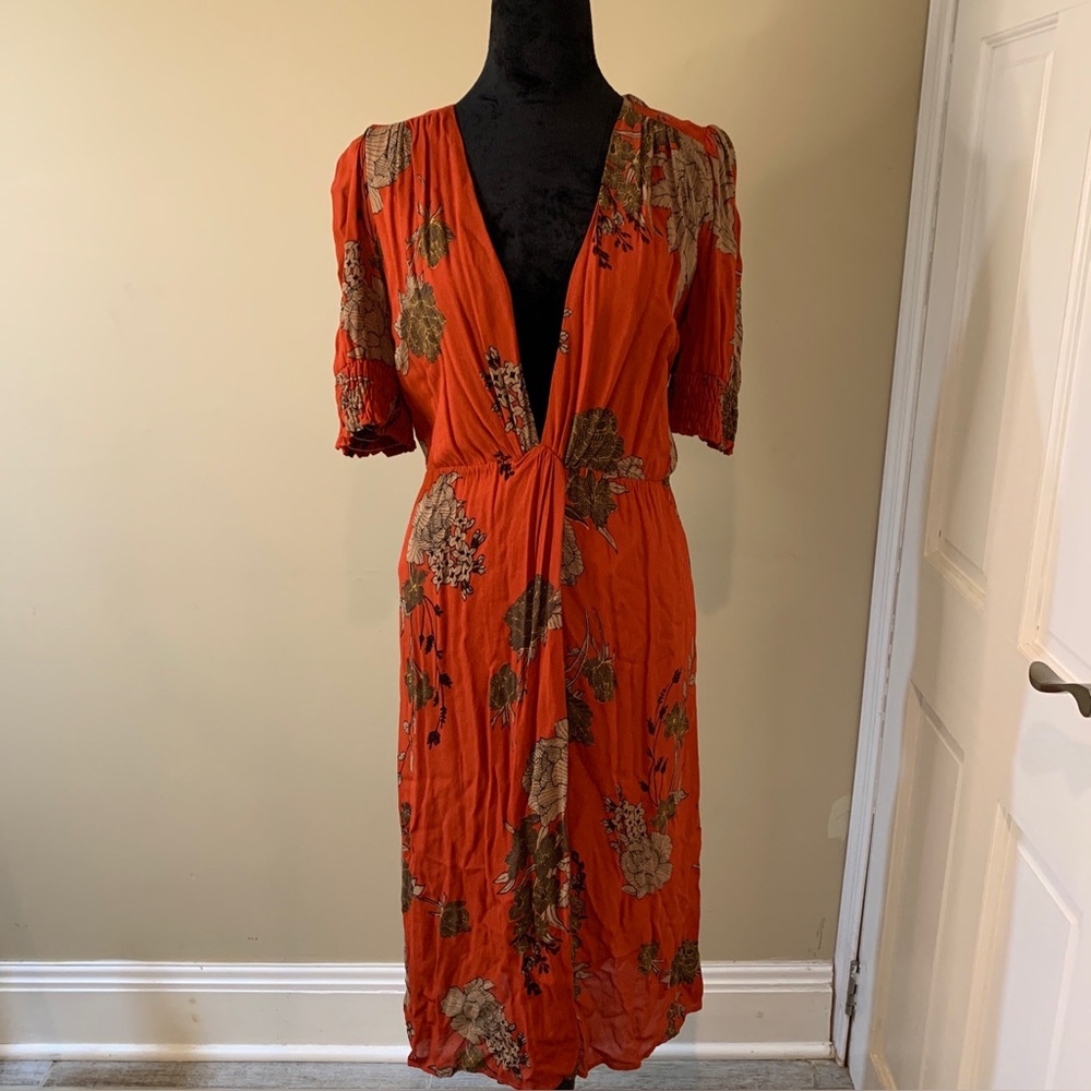Reformation Burnt Orange Floral Deep V Neckline Dress Smocked Sleeve Size XS
